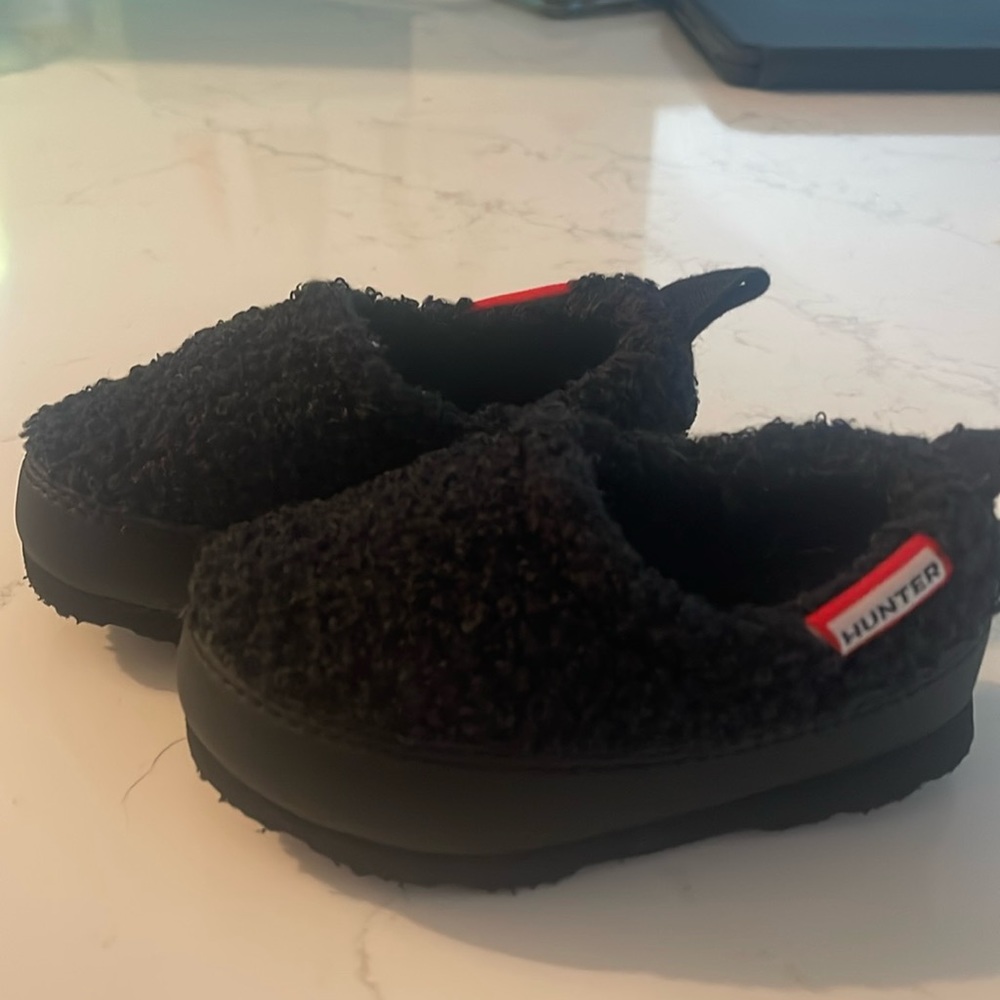 Hunter Slippers